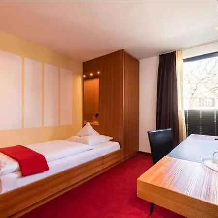 安托尼斯舒特酒店 3* Balve